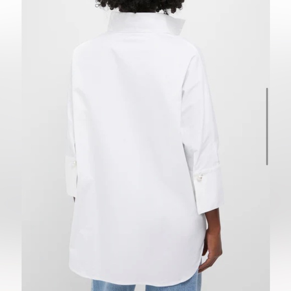 Tuckernuck Blanc Willow Blouse || Popped Collar & Pearl Button - Picture 7 of 8
